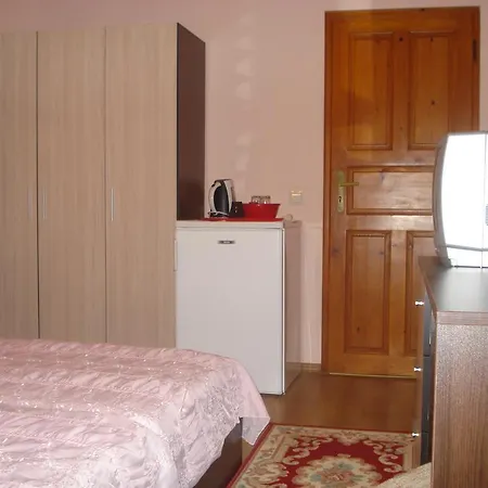 Guest house Zora