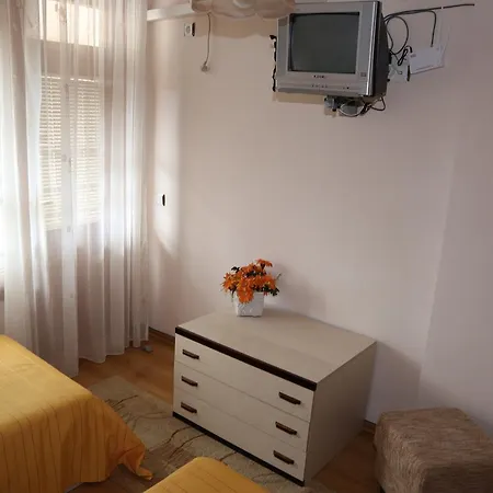 Guest house Zora Nesebar