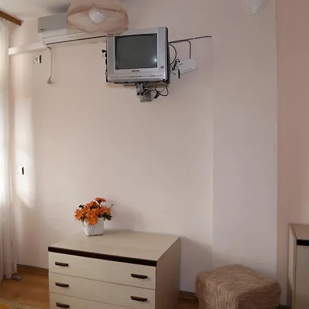 Guest house Zora
